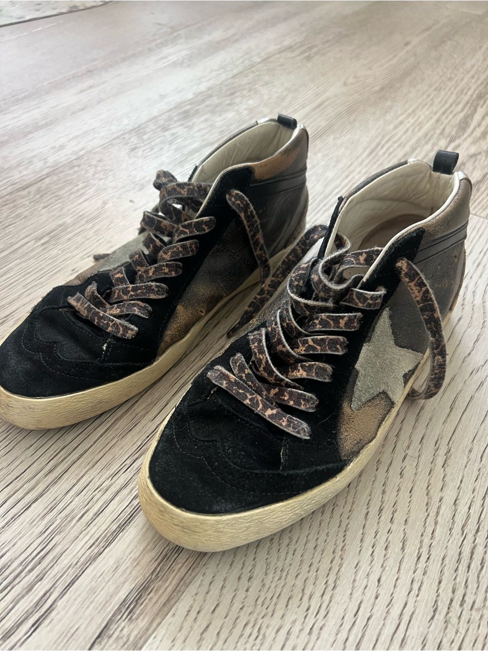 Golden Goose Mid Star Suede + Leather Mix Sneakers in Black Leather/Gold-Leopard